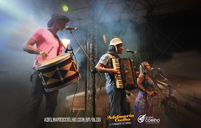 Qual_diferenca_do_forro_estilizado_e_do_forro_pe_de-serra_-702×449